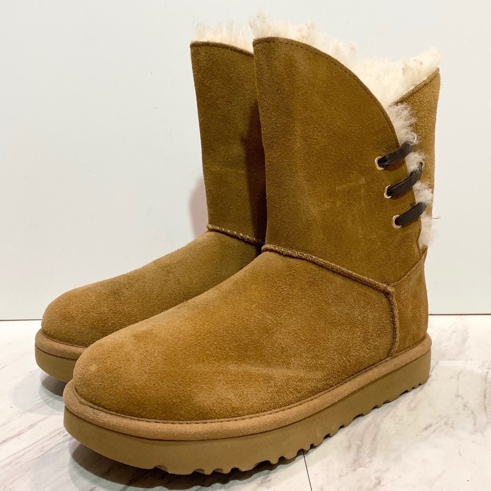 New! Ugg Constantine Chestnut Short Boots 6